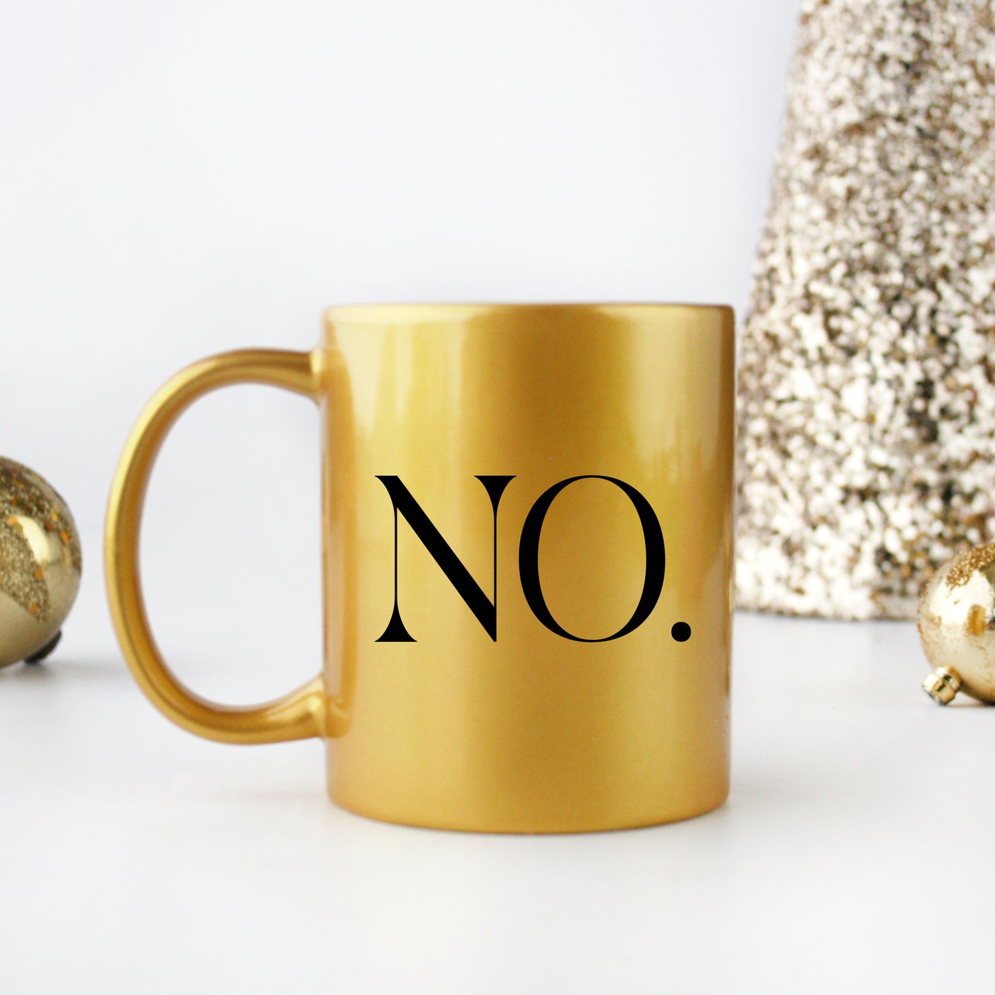 Bold Boundary Metallic Mug - Gold